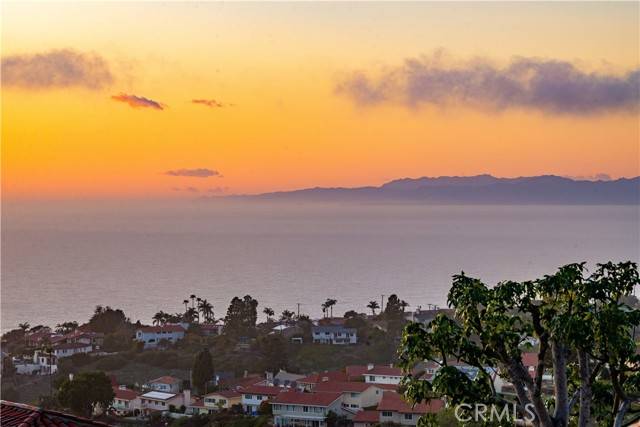 Rancho Palos Verdes, CA 90275,25 Ocean Crest CT