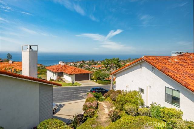 Rancho Palos Verdes, CA 90275,25 Ocean Crest CT