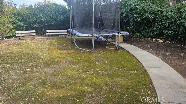 Thousand Oaks, CA 91360,650 Calle Pensamiento