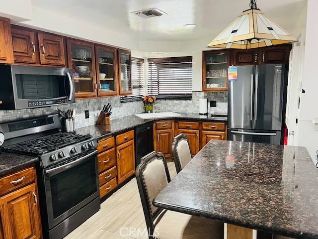Lynwood, CA 90262,3944 Palm AVE