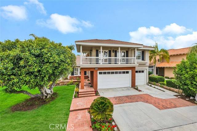 Tustin, CA 92782,2201 Marselina