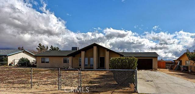 Hesperia, CA 92345,17817 Hackberry ST