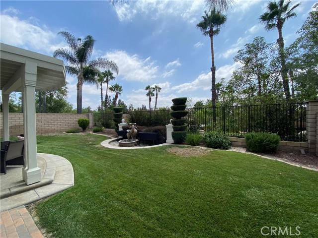 Tustin, CA 92782,2574 NEWMAN AVE