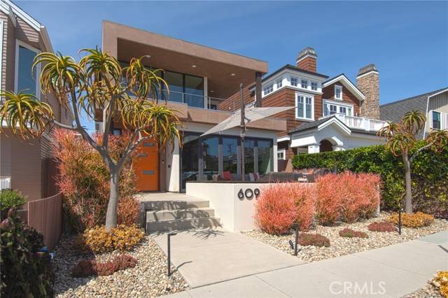 Corona Del Mar, CA 92625,609 Marigold AVE