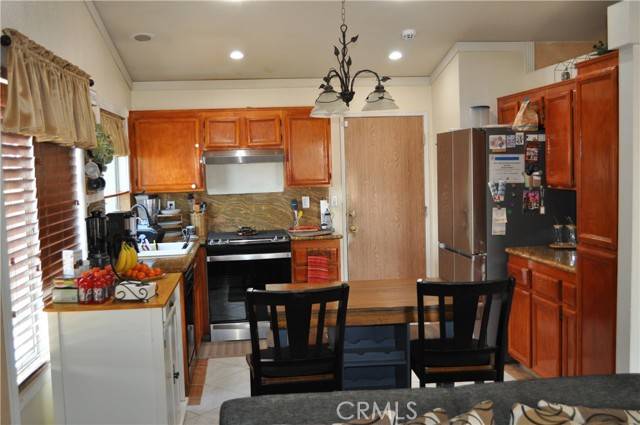 Adelanto, CA 92301,11824 Begonia RD