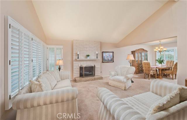 West Hills, CA 91304,23600 Del Cerro CIR