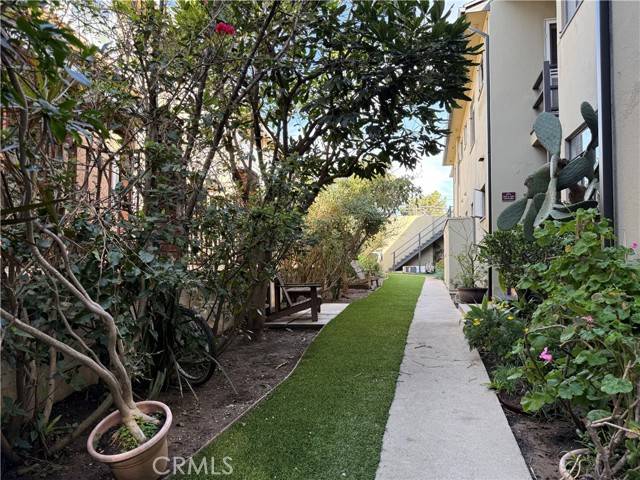 Santa Monica, CA 90405,2648 23rd ST 2660