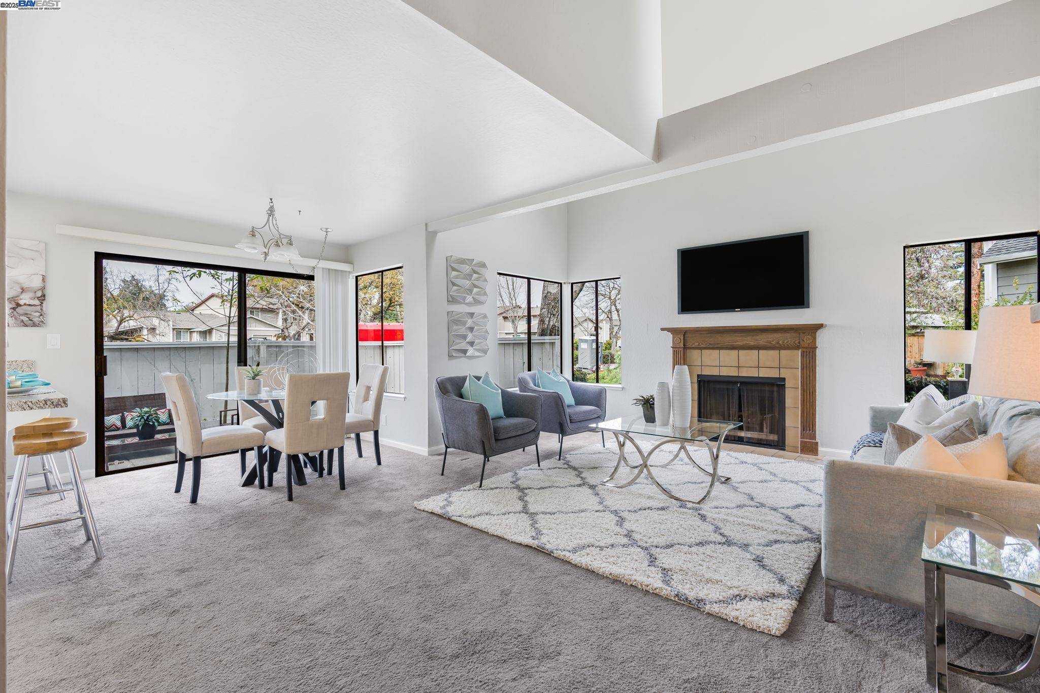 Pleasanton, CA 94588,4378 Fairlands Dr