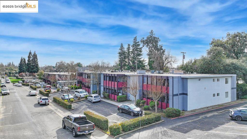 Carmic, CA 95608,2601 Carmichael WAY