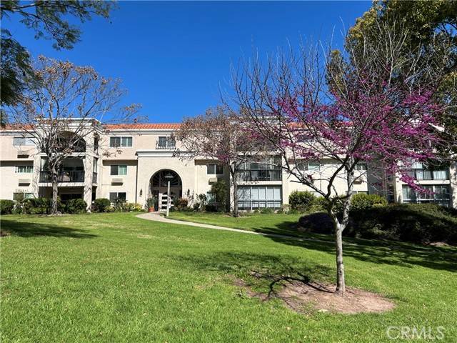 Laguna Woods, CA 92637,5500 W Paseo Del Lago 3D