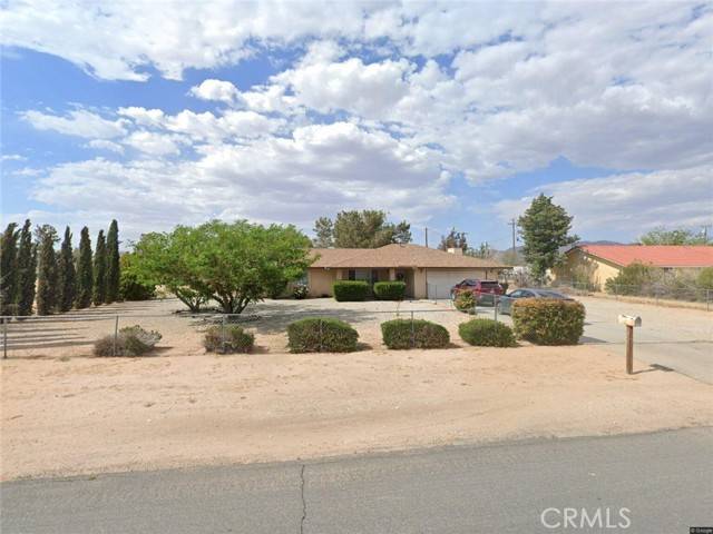 Apple Valley, CA 92307,22150 Mohican AVE