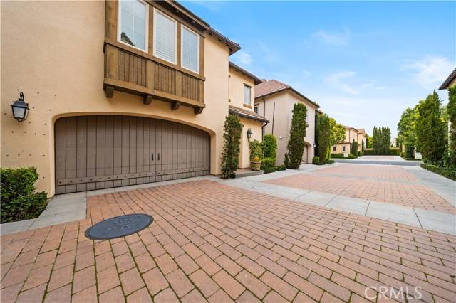 Irvine, CA 92620,54 Gardenstone