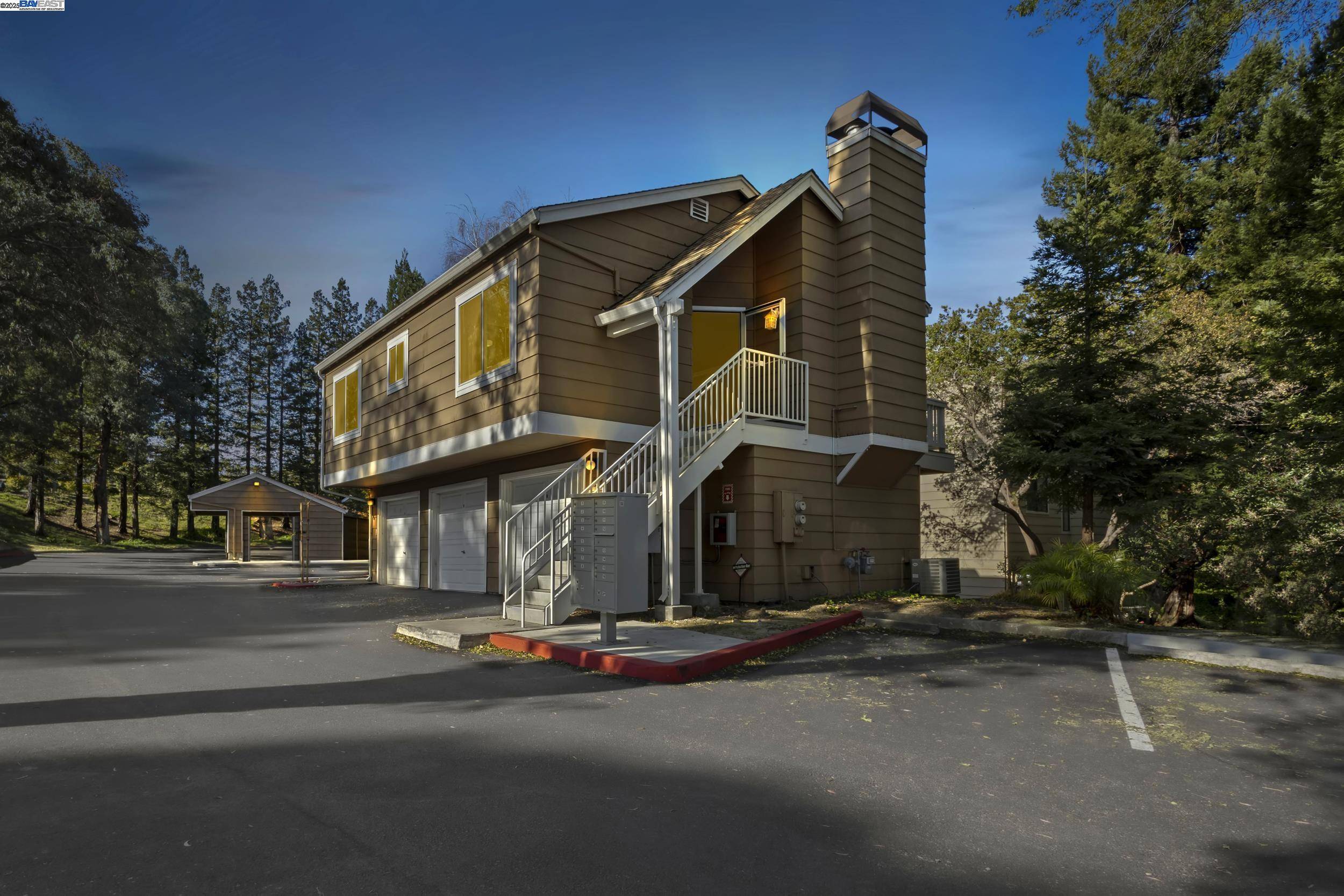 Martinez, CA 94553,384 Mill Rd