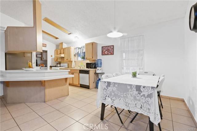 Paramount, CA 90723,16707 Garfield AVE 1707