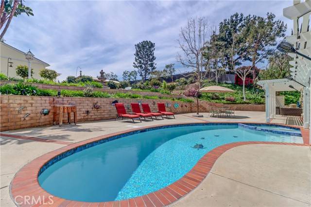 Yorba Linda, CA 92887,21074 Via Coronado