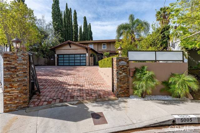 Woodland Hills, CA 91364,5005 Delita PL