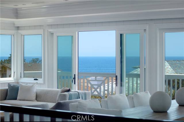 Laguna Beach, CA 92651,89 S La Senda DR