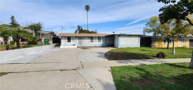 Corona, CA 92879,913 E Francis ST