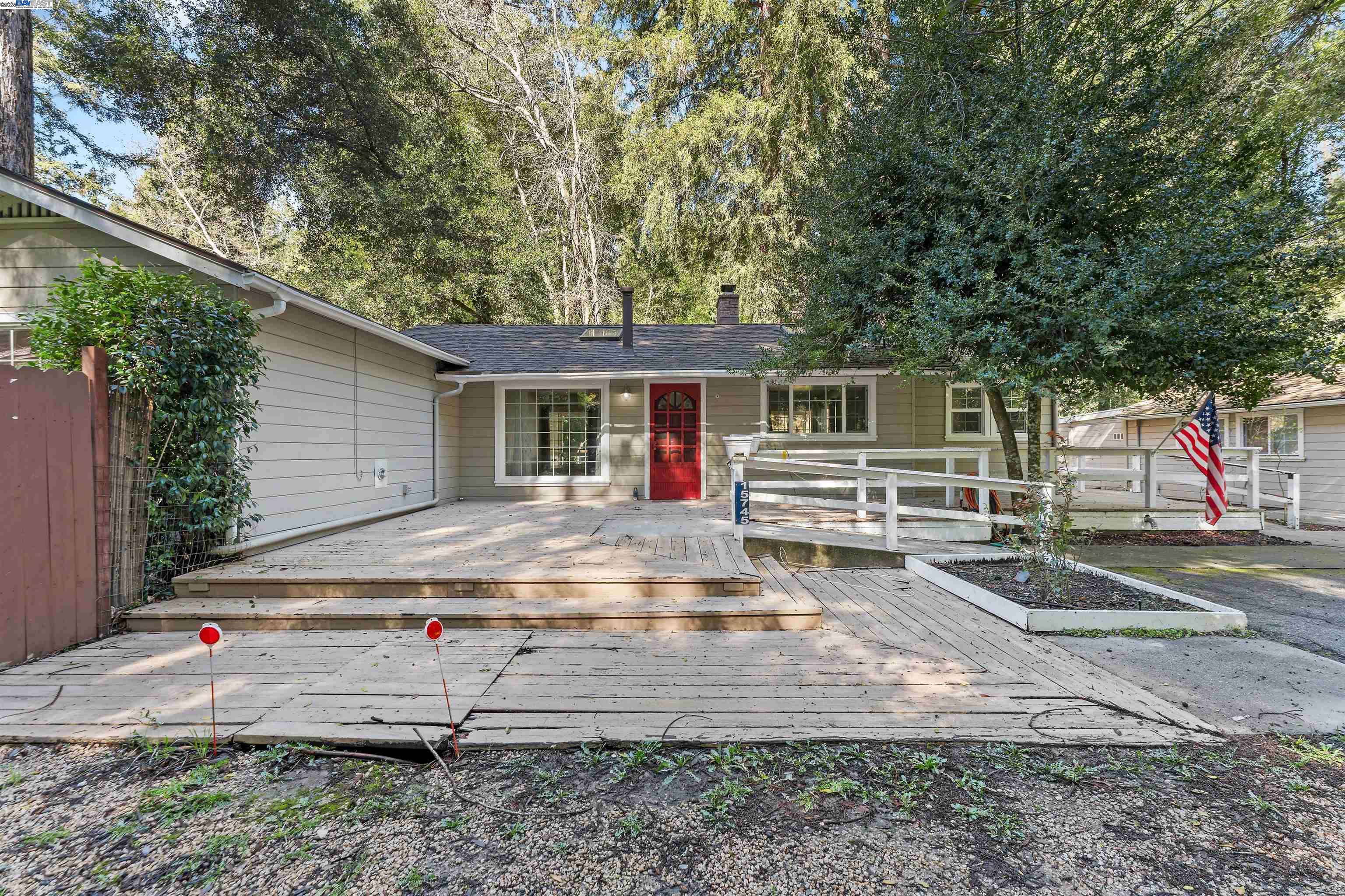 Boulder Creek, CA 95006,15745 Highway 9