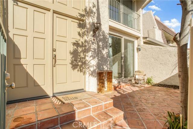 Woodland Hills, CA 91367,6205 1/2 Randi AVE