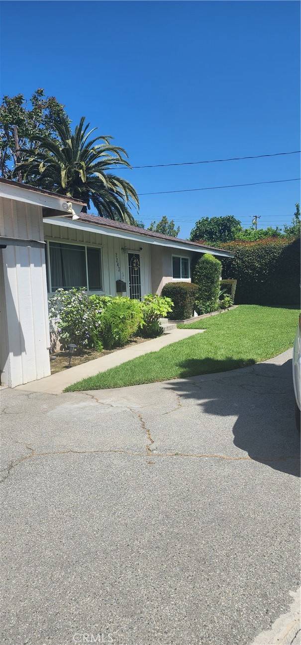 Altadena, CA 91001,2243 Casitas AVE