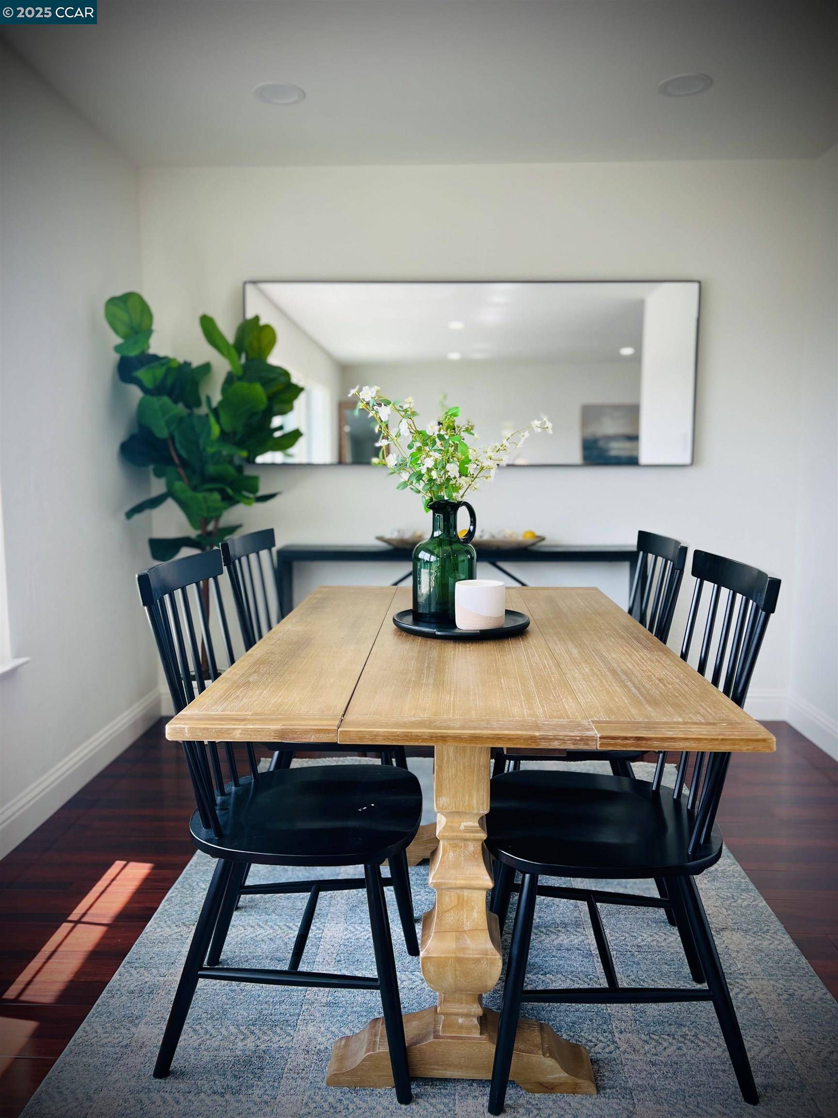 Daly City, CA 94014,369 E Moltke St