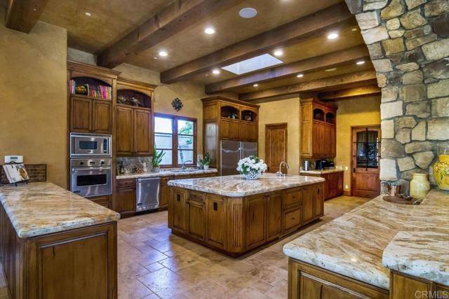 Rancho Santa Fe, CA 92067,15876 The River Trl