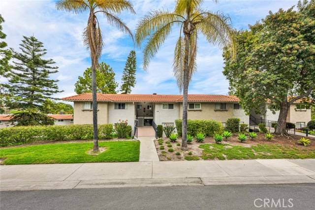 Laguna Woods, CA 92637,2268 Via Puerta A