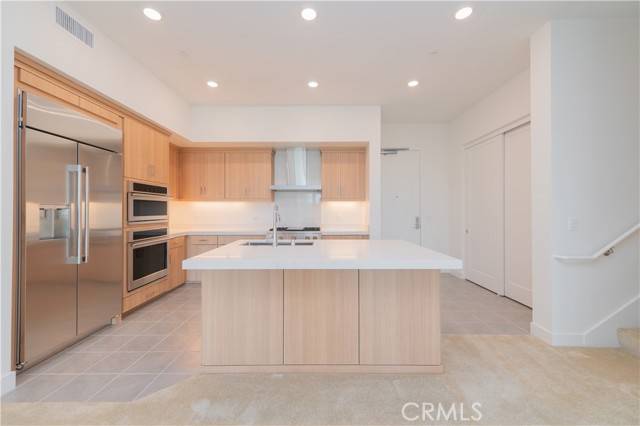 Irvine, CA 92612,1406 Rivington