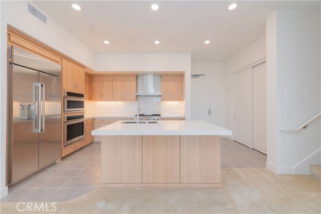 Irvine, CA 92612,1406 Rivington