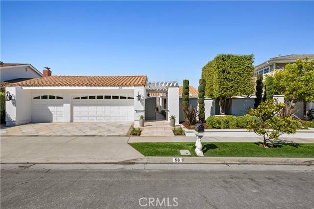 Corona Del Mar, CA 92625,53 Cambria DR