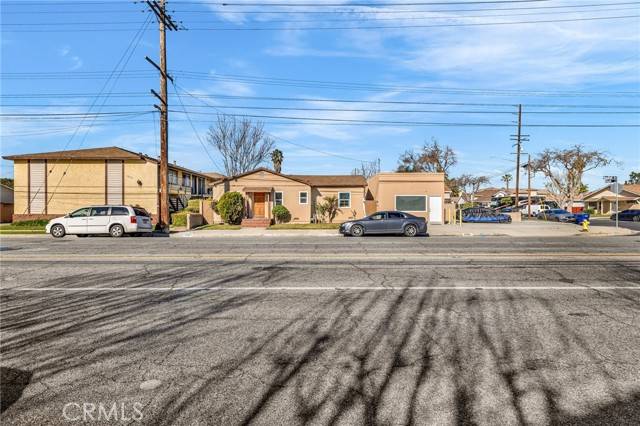 Bellflower, CA 90706,17105 Woodruff AVE