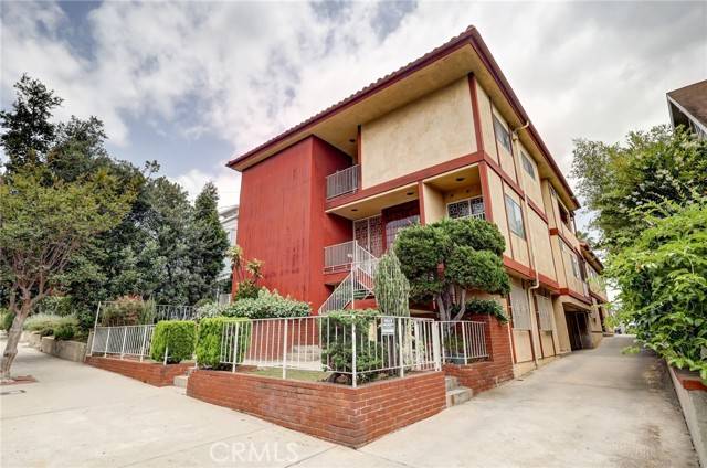 Los Angeles, CA 90026,728 E Kensington RD