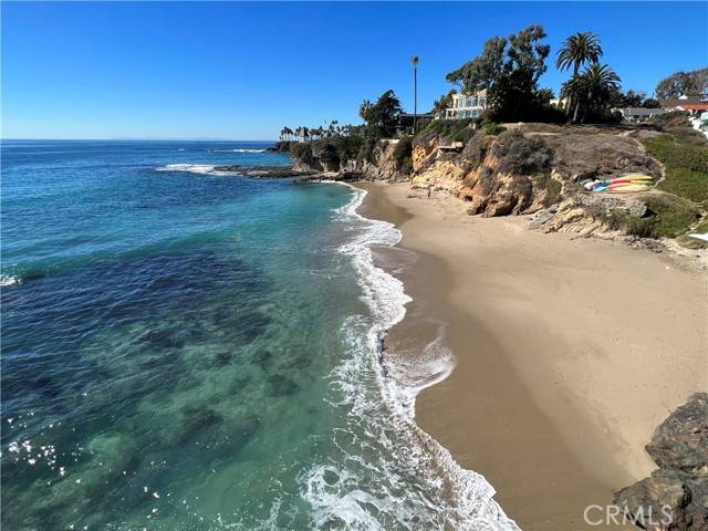 Laguna Beach, CA 92651,691 Cliff DR