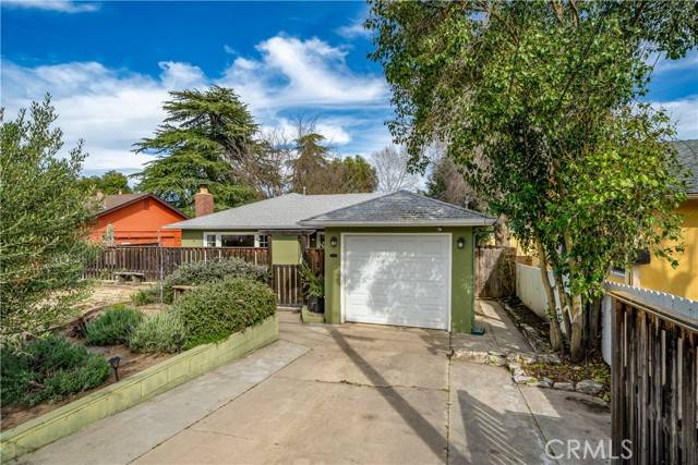 Paso Robles, CA 93446,3038 Oak ST