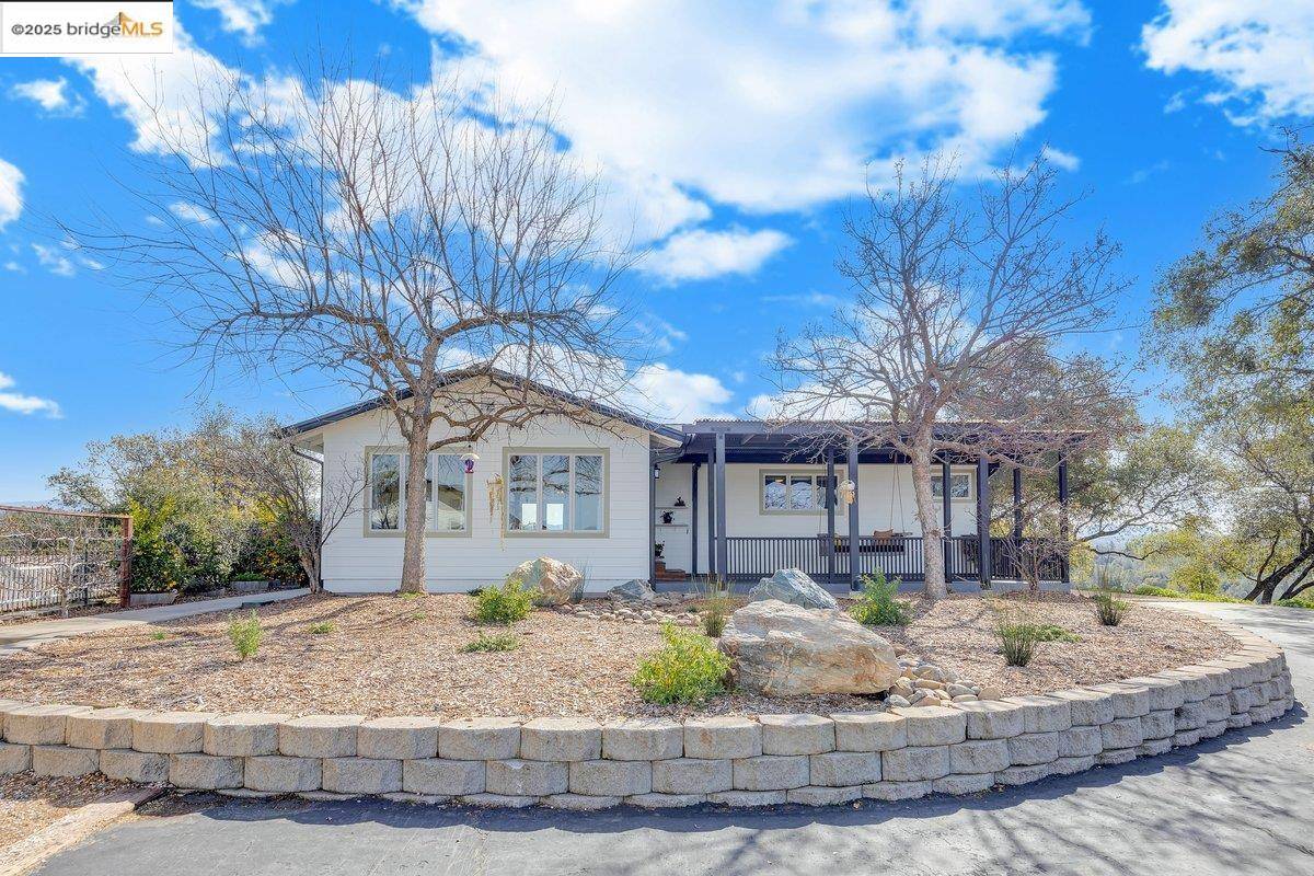 Sonora, CA 95370-0000,17150 Blackbird Ln
