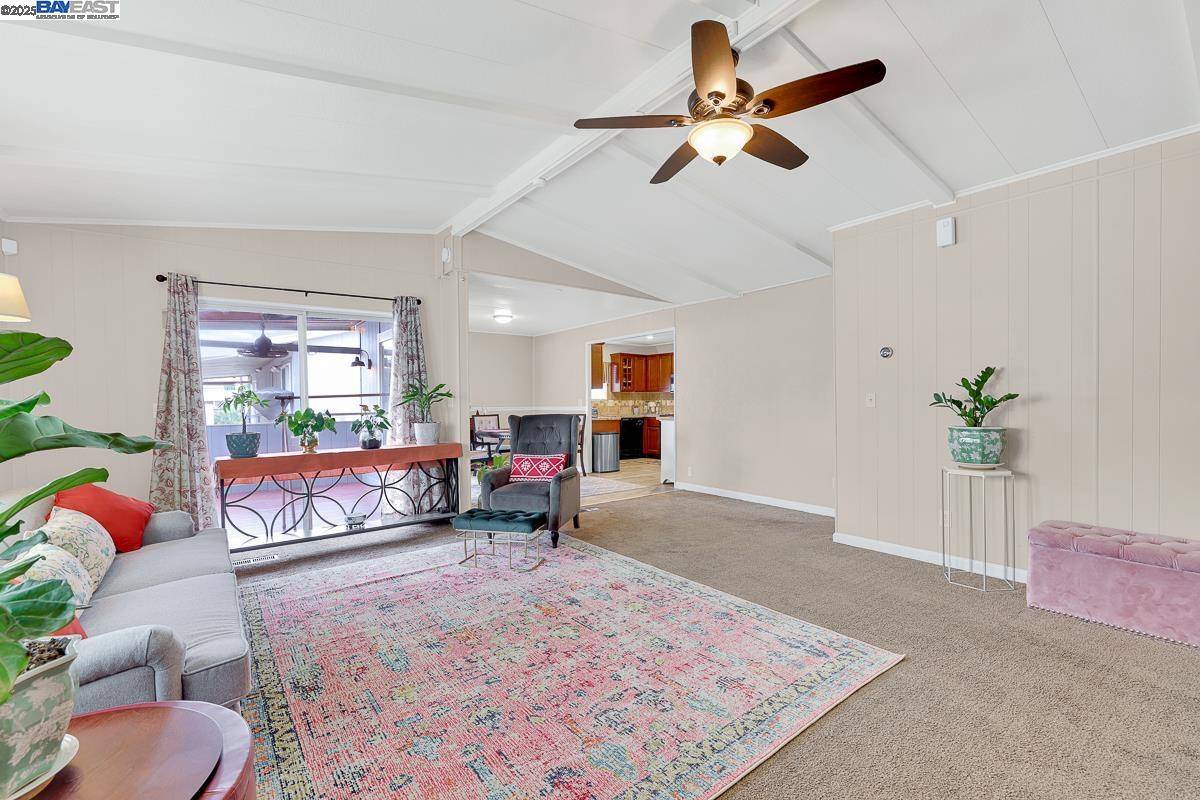 Tracy, CA 95376,812 W Clover Rd 51