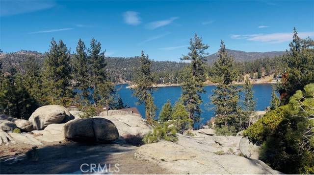 Big Bear Lake, CA 92315,831 Cove DR