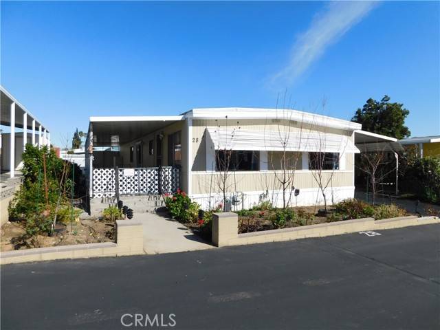 Banning, CA 92220,2200 W WILSON 28