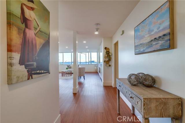 Long Beach, CA 90803,2999 E Ocean BLD 210