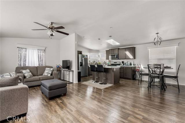 Bellflower, CA 90706,10525 Somerset BLD 23