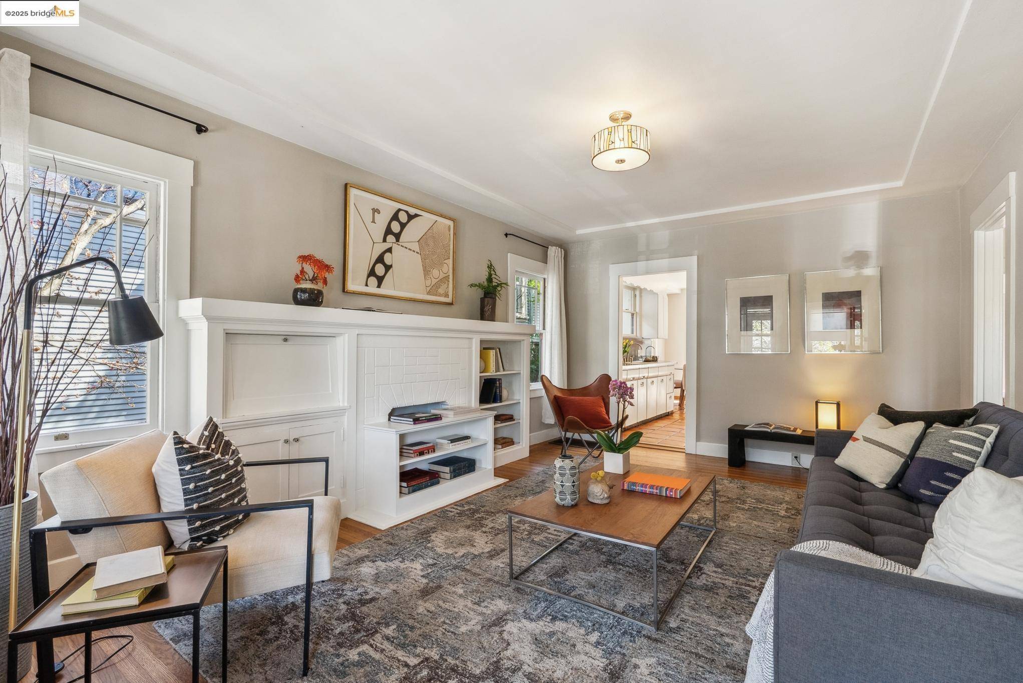 Oakland, CA 94602,3884 Whittle Ave