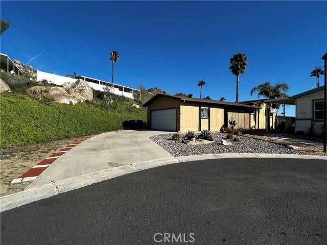 Hemet, CA 92543,1536 S State st 177