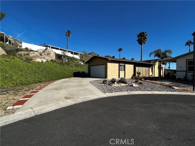 Hemet, CA 92543,1536 S State st 177