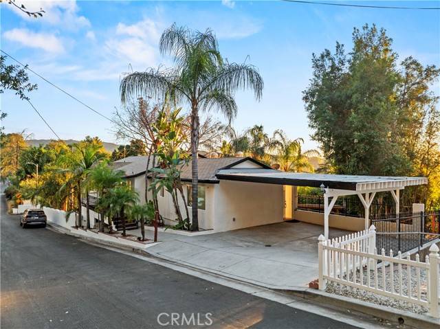 Tujunga, CA 91042,10941 Cardamine PL