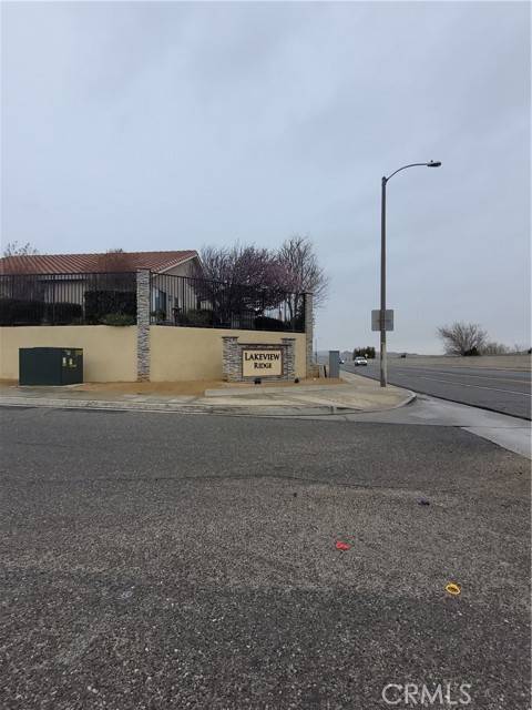 Victorville, CA 92395,17628 Landis DR