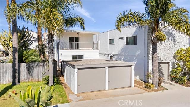 Huntington Beach, CA 92648,319 14th ST