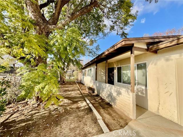 San Bernardino, CA 92407,2695 Madison ST