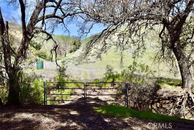 Bradley, CA 93426,74921 Copperhead RD