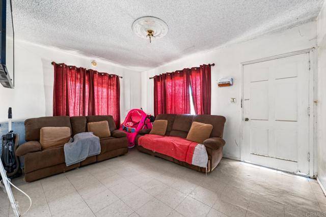 Baldwin Park, CA 91706,13154 Emery AVE